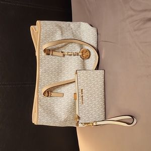 Michael Kors Jet Set Bag with Matching Wallet